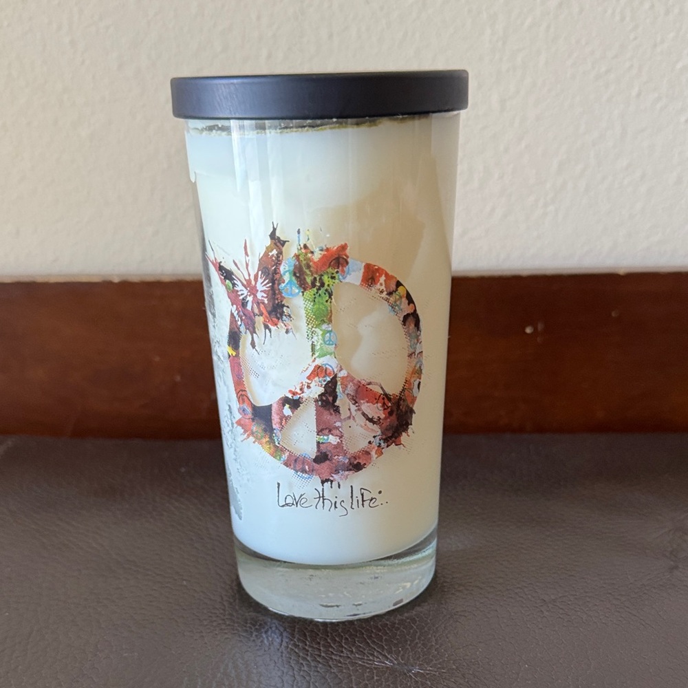 Soy Wax Essential Oils 5.5”H Candle “Love This Life” Inspirational Poem